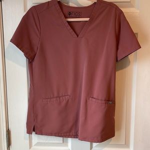 Figs mauve scrub top